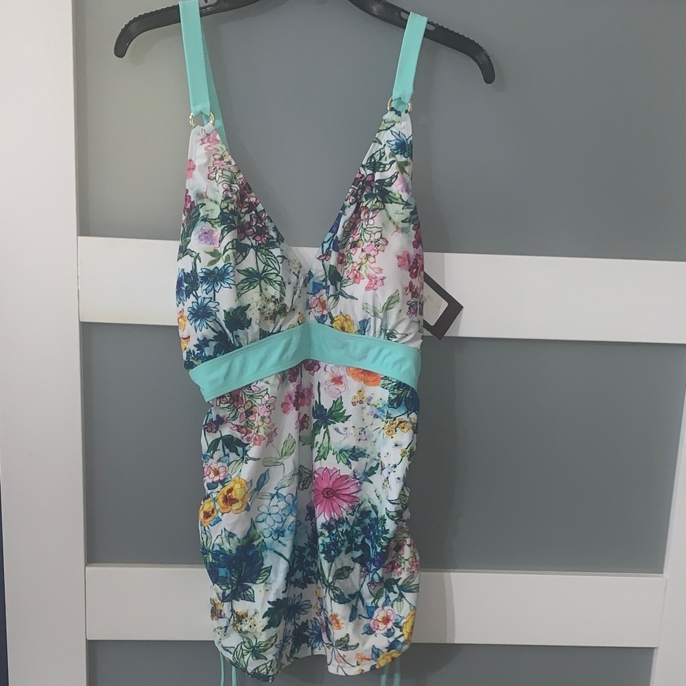 Gloria Vanderbilt Floral Swim Top - Multicolor